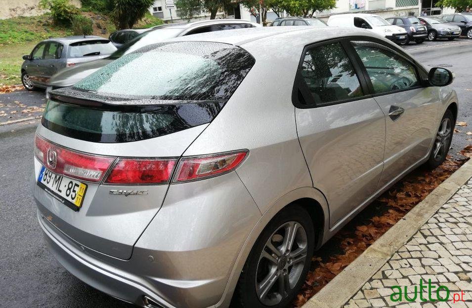 2011' Honda Civic 1 Dono photo #3