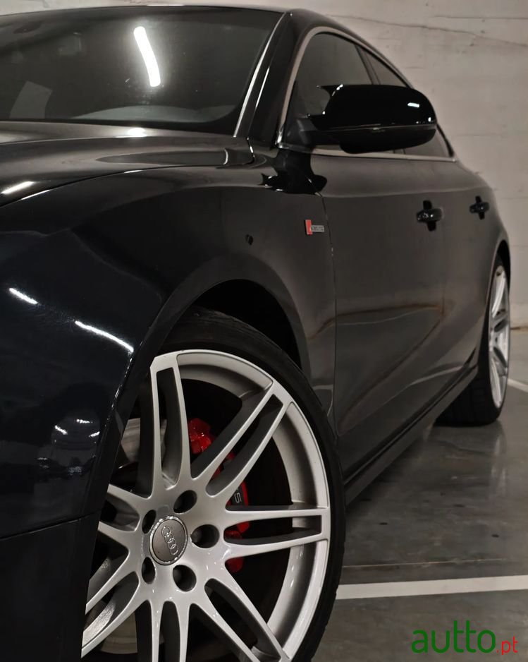 2012' Audi S5 Sportback photo #4