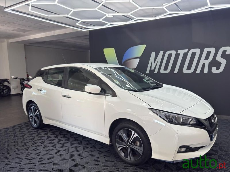2020' Nissan Leaf photo #1
