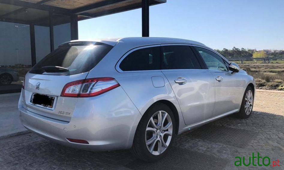 2012' Peugeot 508 Sw photo #1
