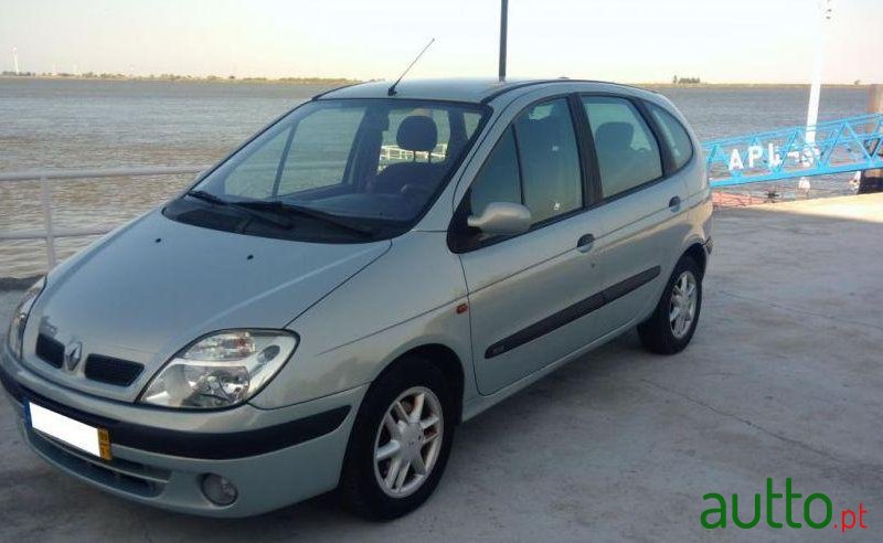 1999' Renault Scenic 1.9 Dti Rxe Ac photo #2