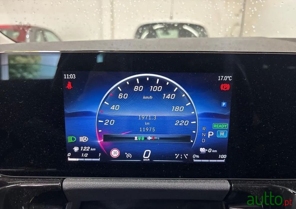 2024' Mercedes-Benz Classe Gla E photo #4