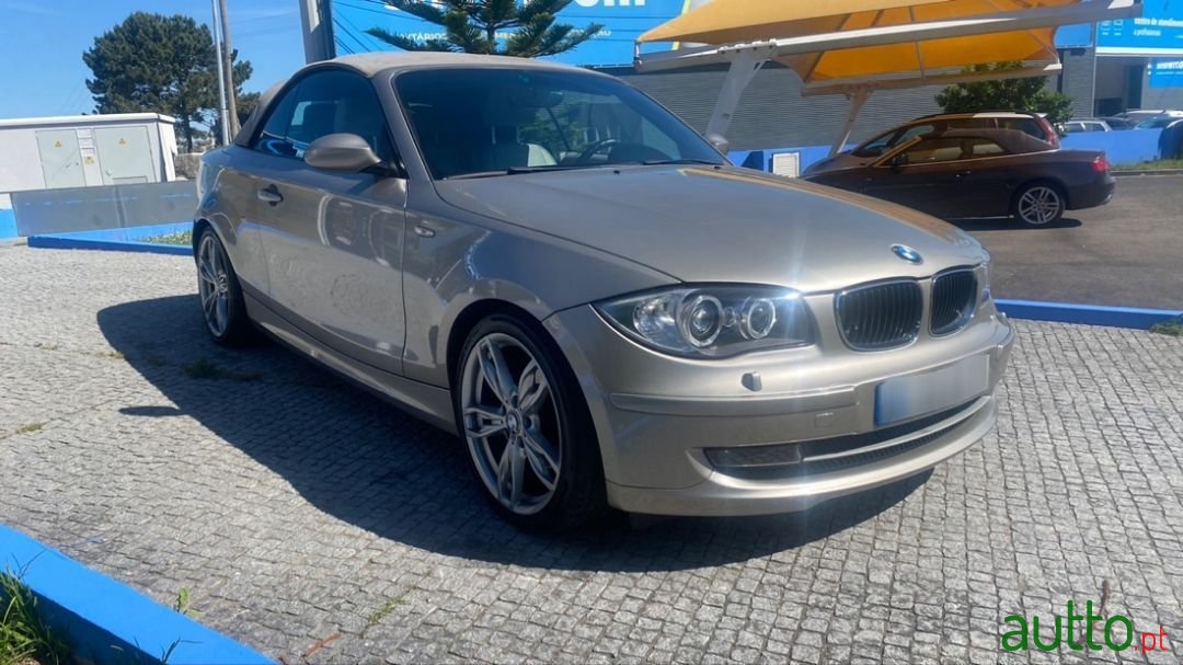 2009' BMW 120 photo #5