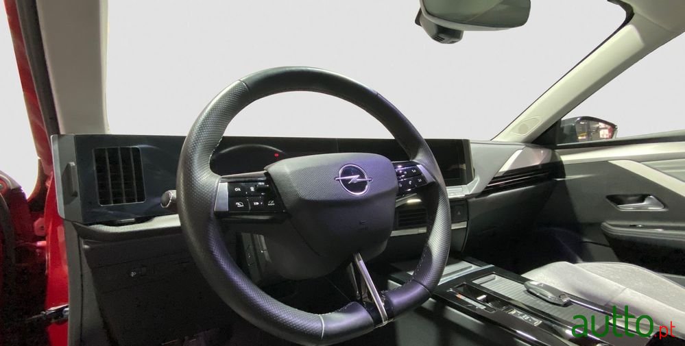 2023' Opel Astra photo #6