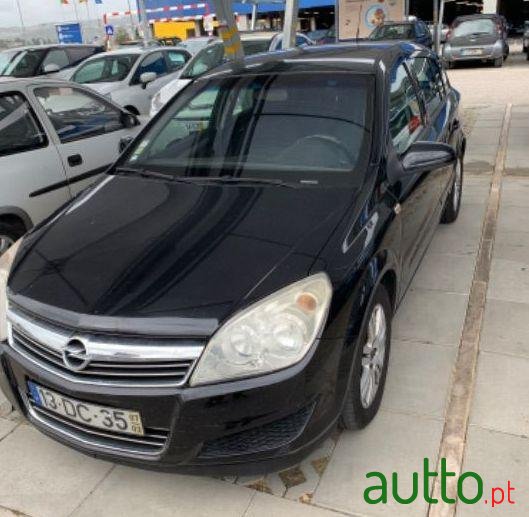 2007' Opel Astra 1.3 Cdti Edition photo #3