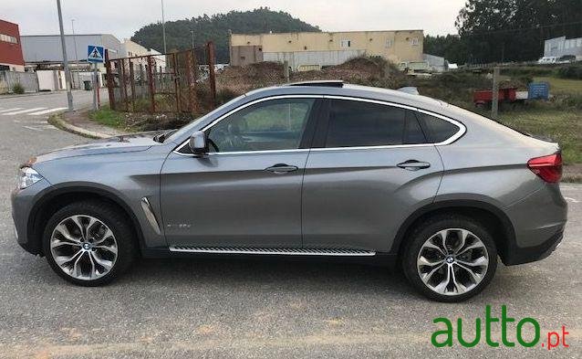 2016' BMW X6 Xdrive30D photo #1