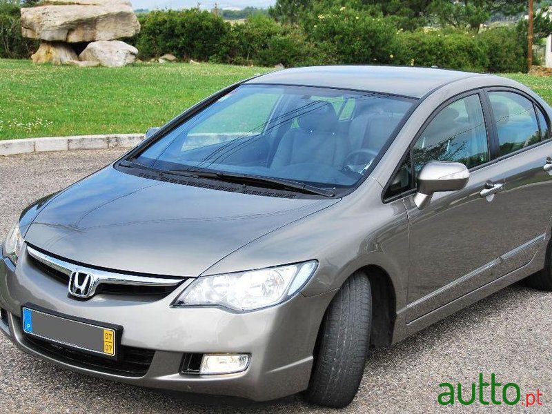 2007' Honda Civic Hybrid photo #2