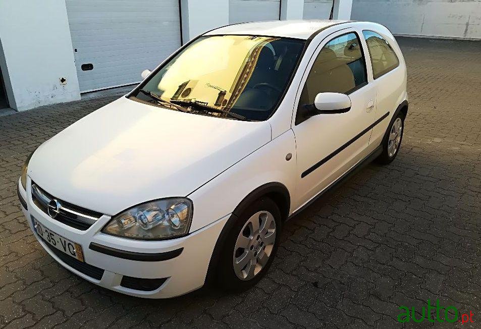 2003' Opel Corsa 1.3 Cdti photo #1
