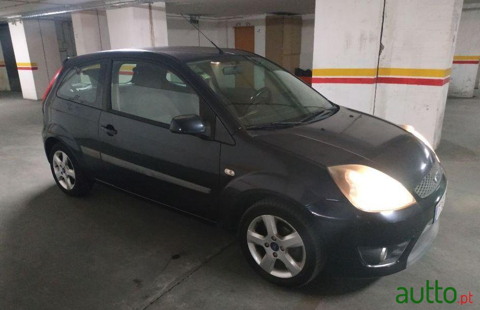 2007' Ford Fiesta photo #4