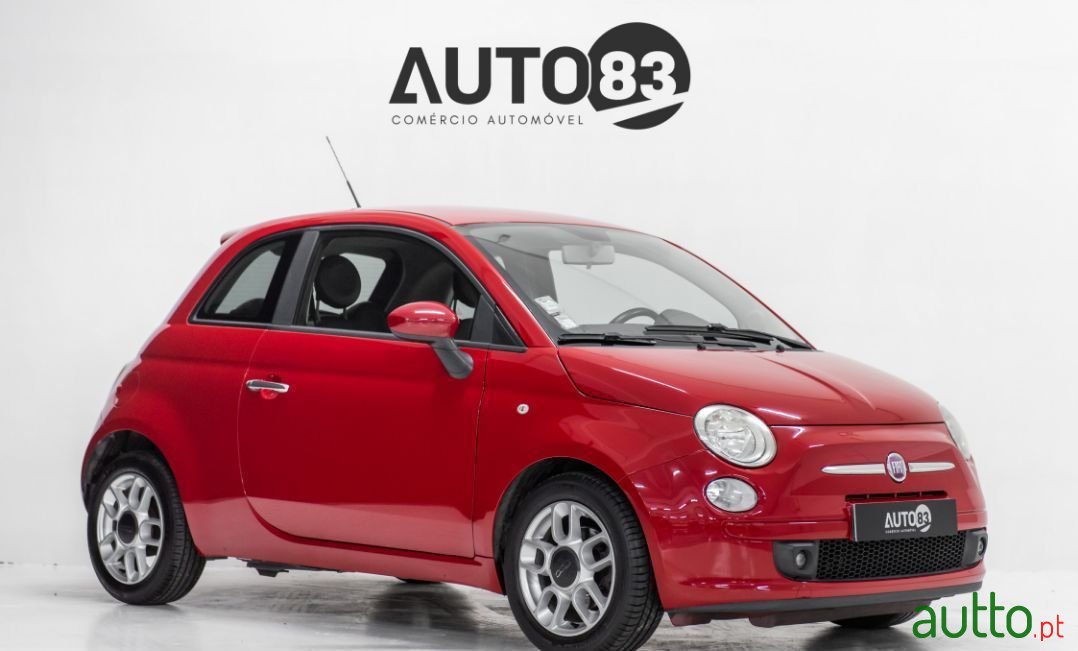 2011' Fiat 500 Sport photo #1
