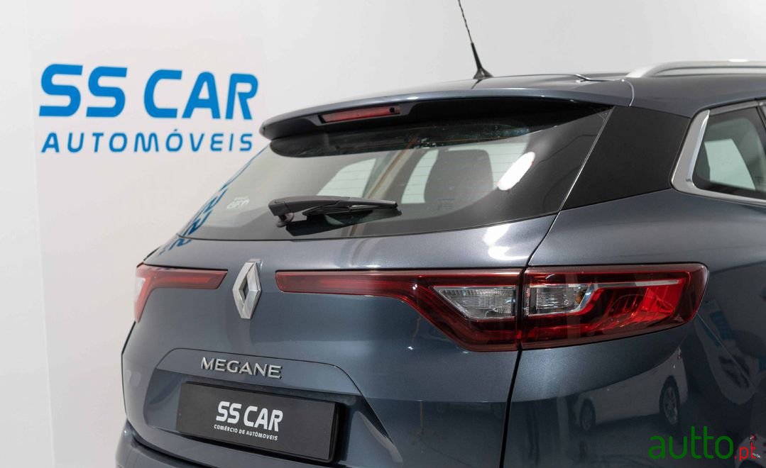 2018' Renault Megane Sport Tourer photo #3