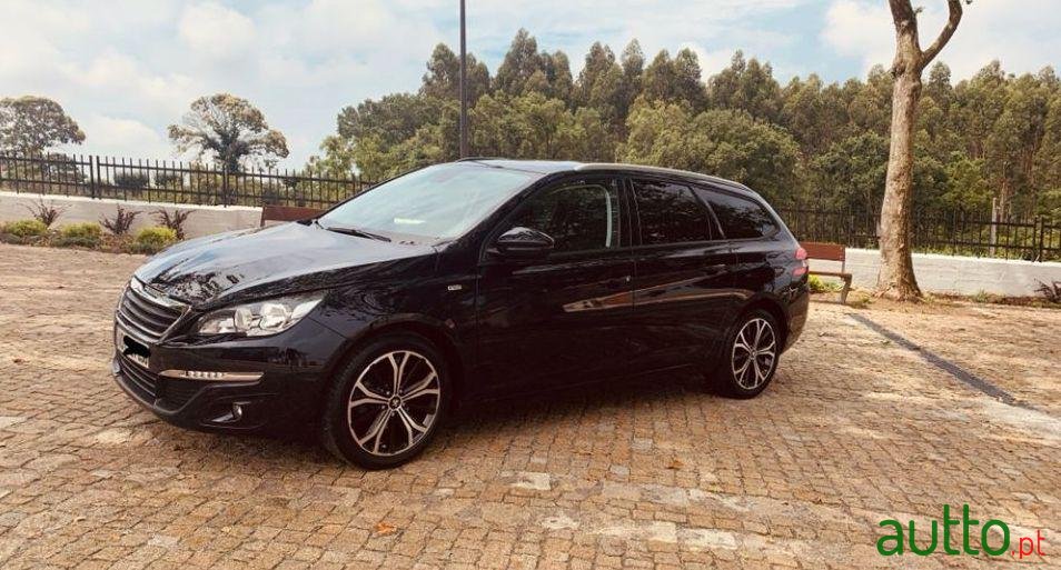 2017' Peugeot 308 Sw photo #1