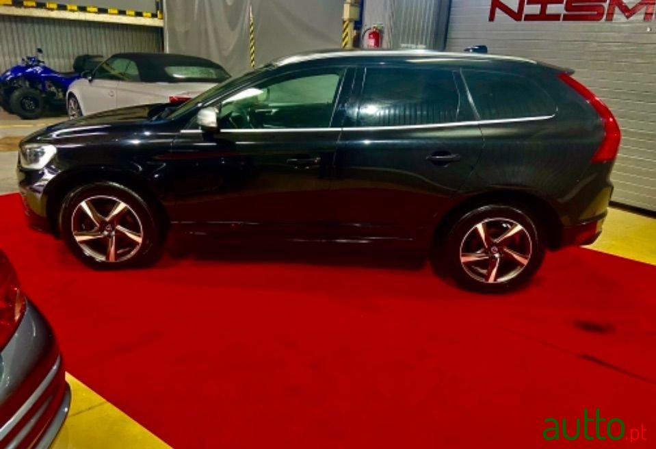 2015' Volvo Xc-60 photo #2