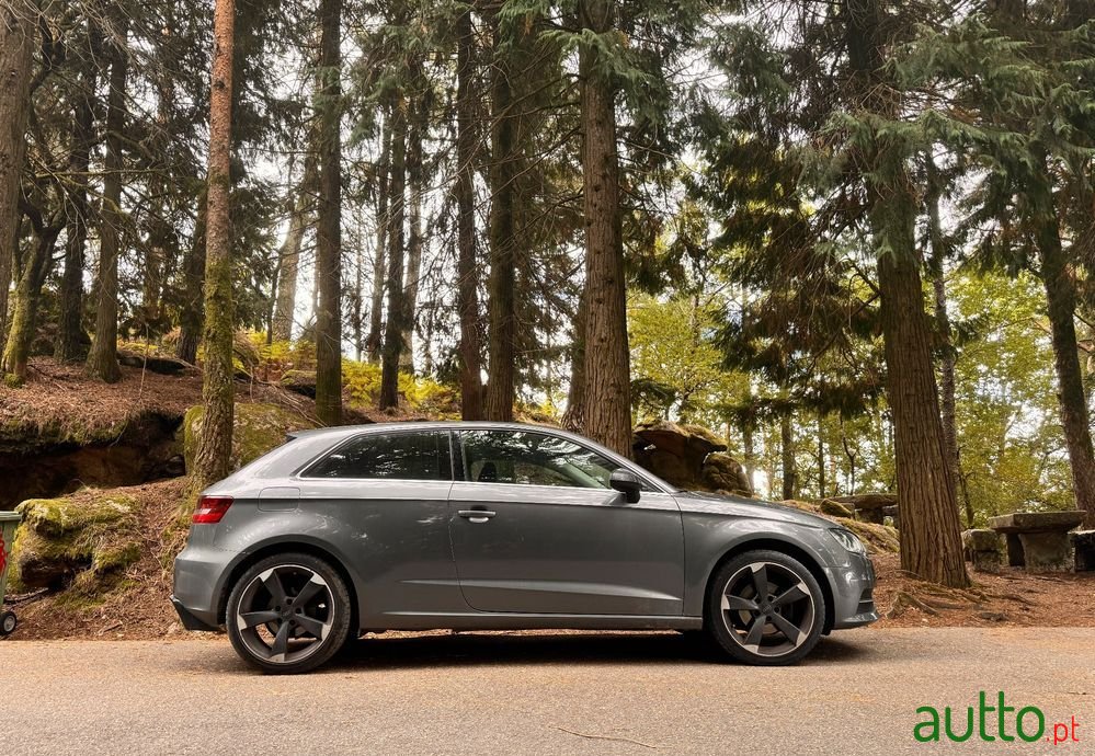 2013' Audi A3 1.6 Tdi Sport photo #2