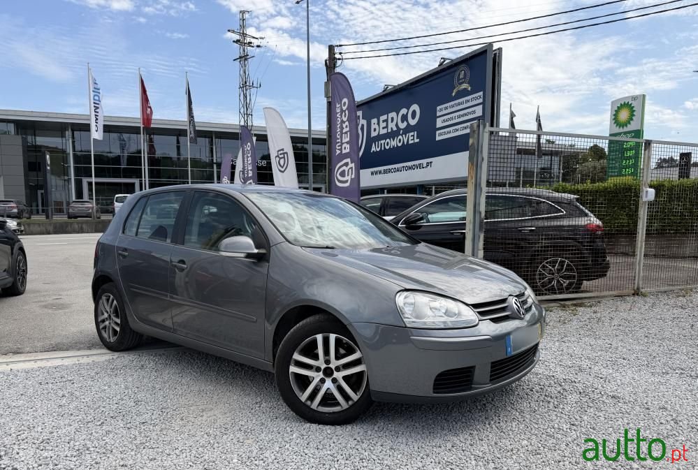 2007' Volkswagen Golf photo #1