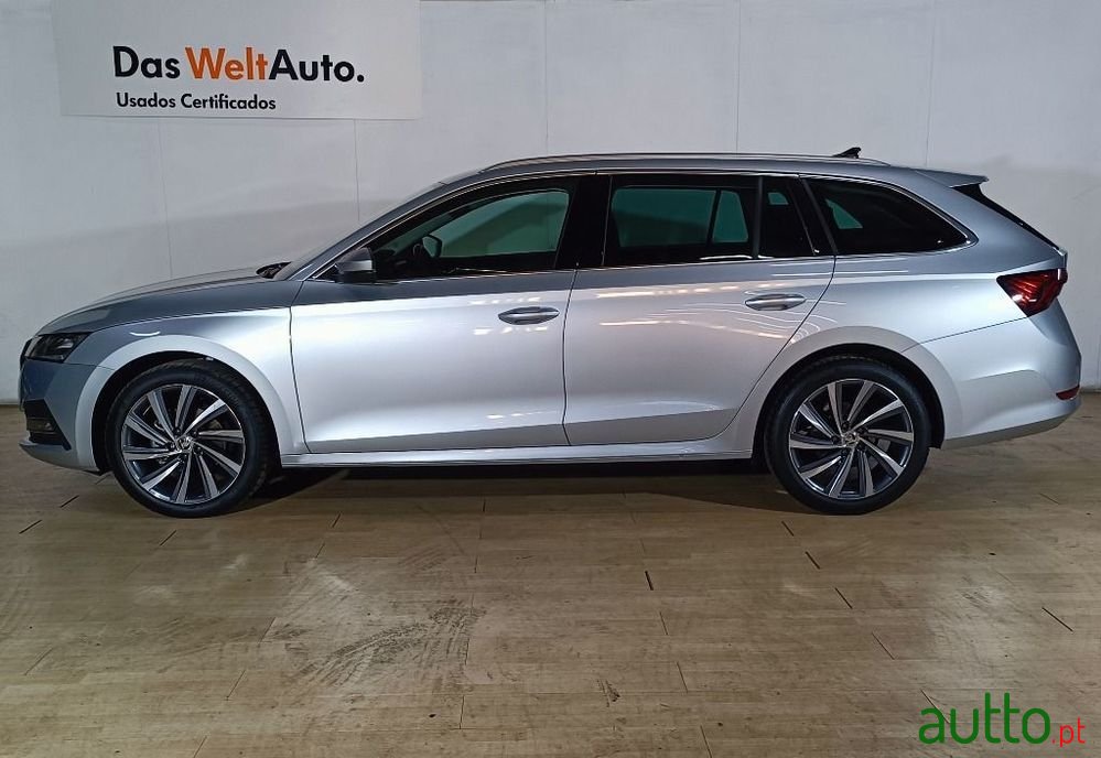 2023' Skoda Octavia Break photo #6