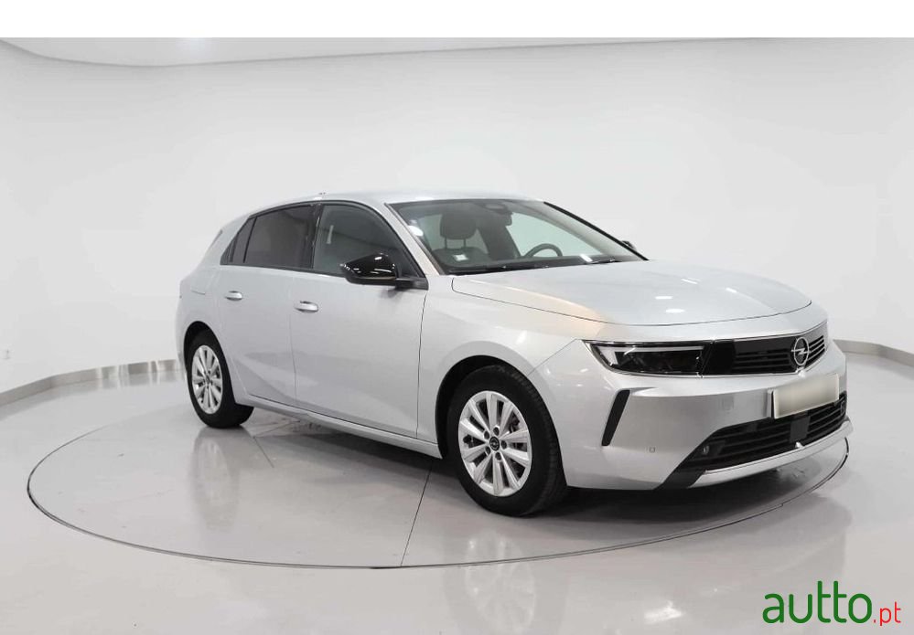 2022' Opel Astra 1.2 T Business photo #1