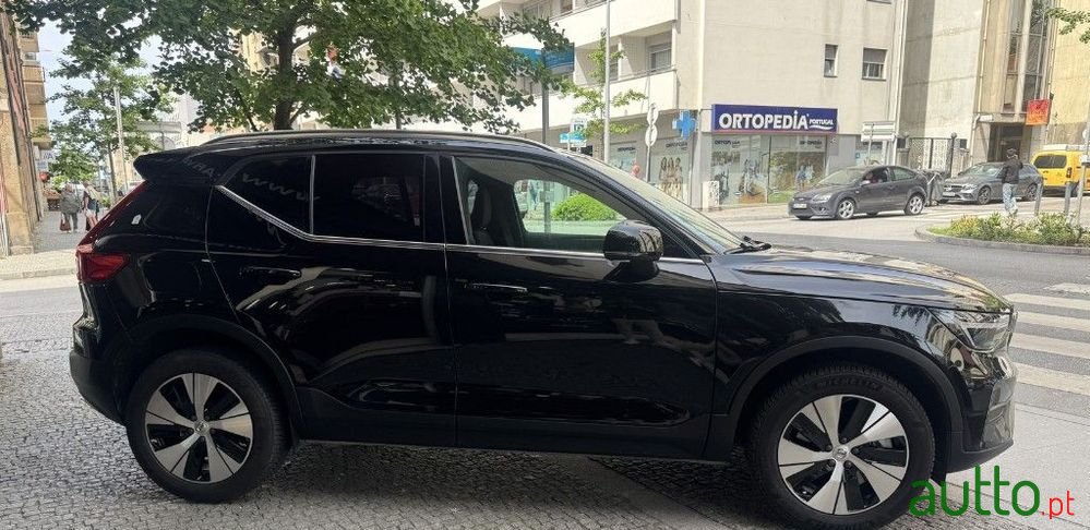 2022' Volvo Xc 40 photo #5