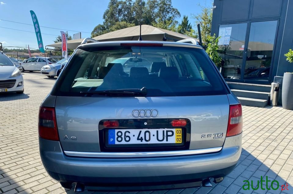 2003' Audi A6 Avant photo #5