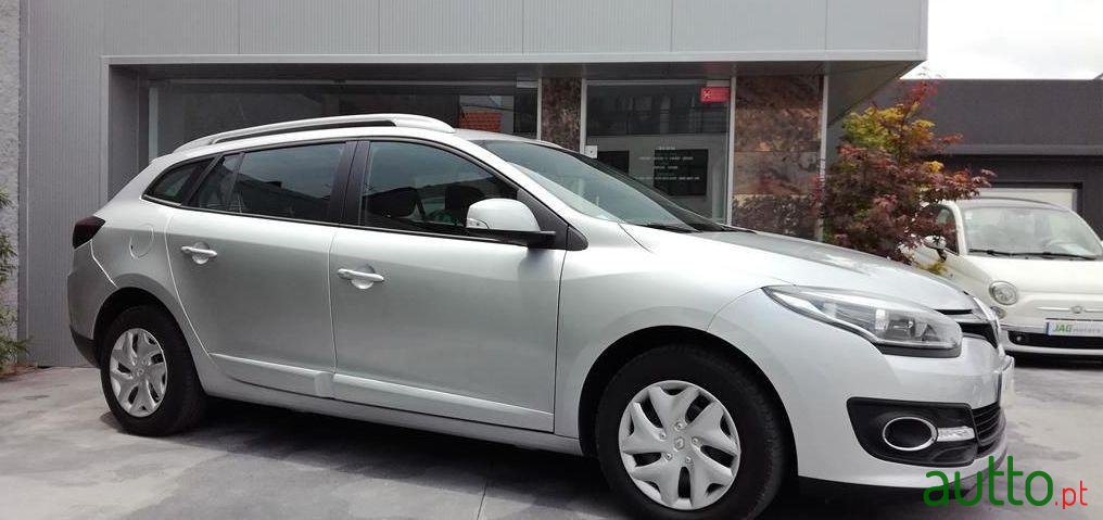 2014' Renault Megane Sport Tourer photo #1