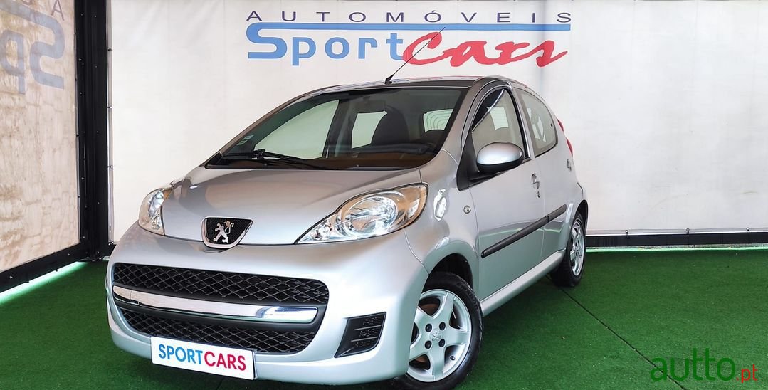 2010' Peugeot 107 photo #1