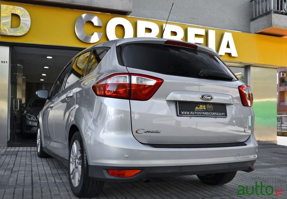 2013' Ford C-MAX photo #3