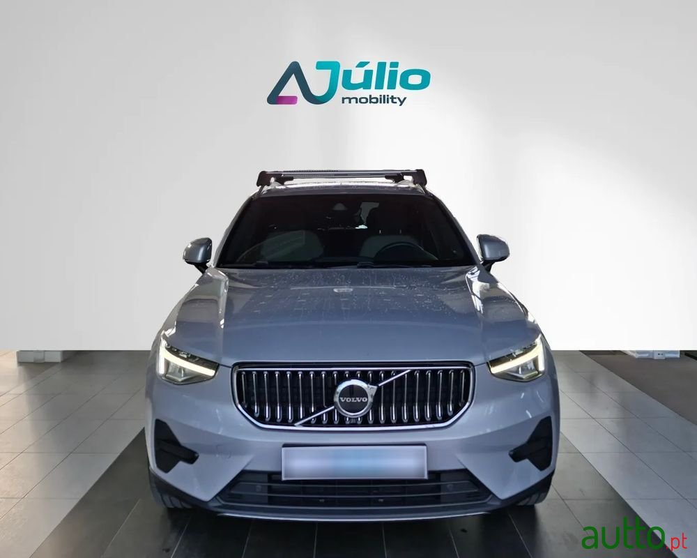 2023' Volvo Xc 40 photo #3