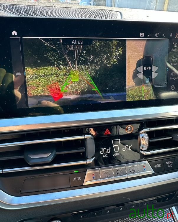 2020' BMW 330 photo #6