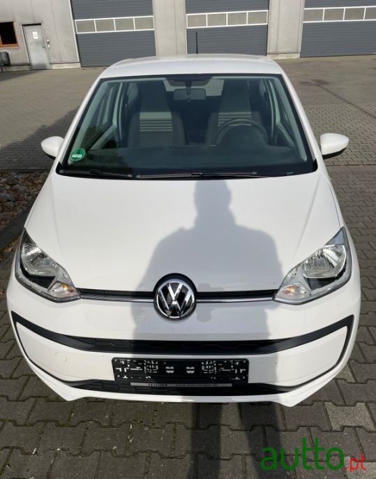 2018' Volkswagen Up photo #1