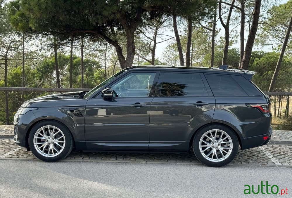 2020' Land Rover Range Rover Sport photo #1