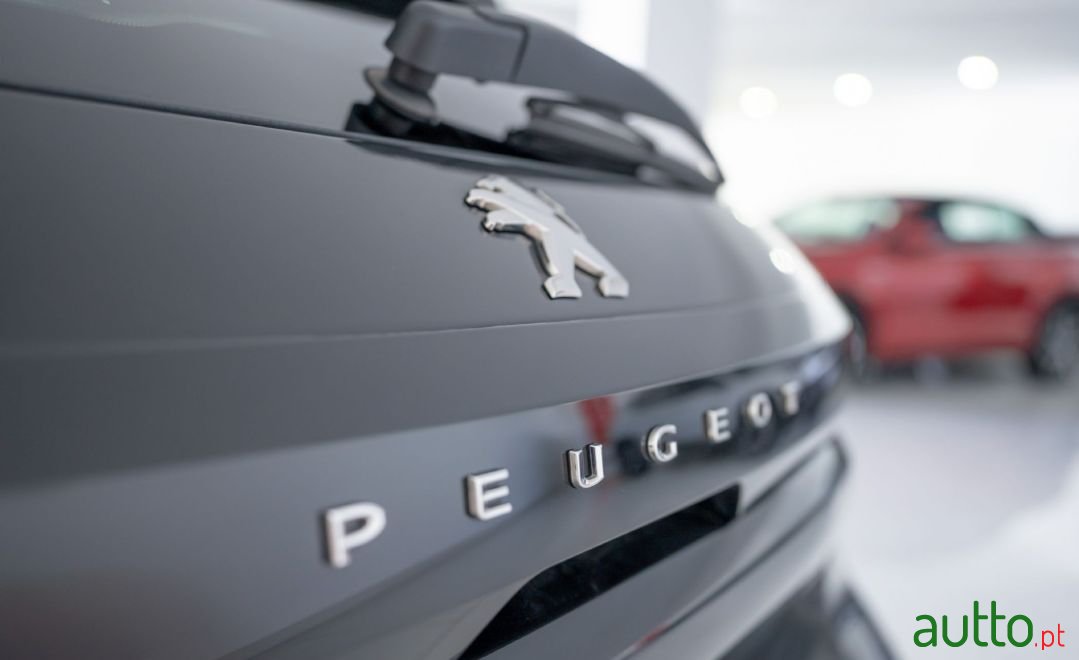 2021' Peugeot 208 photo #6