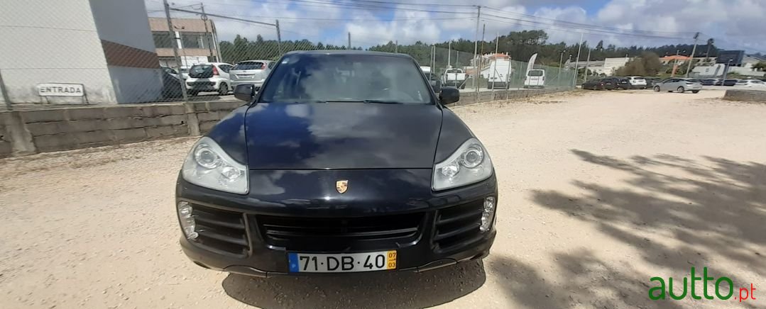 2007' Porsche Cayenne photo #1