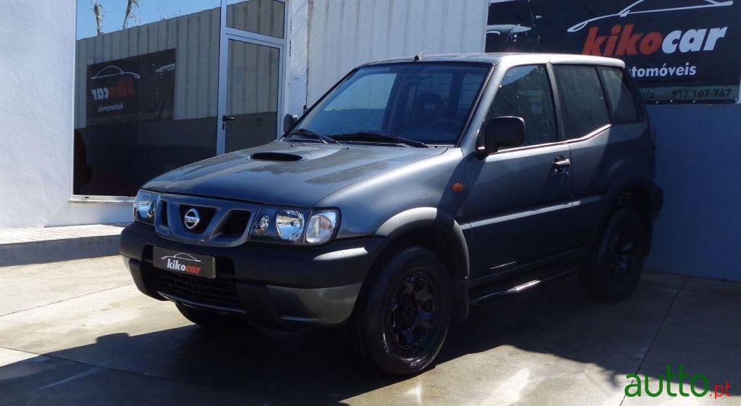 2004' Nissan Terrano photo #2