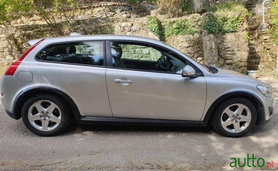 2010' Volvo C30 1.6 photo #2