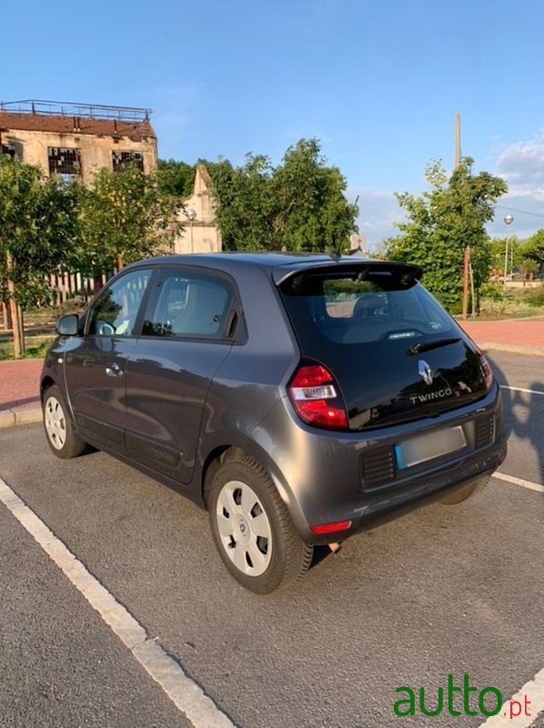 2016' Renault Twingo photo #2