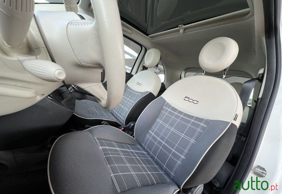 2017' Fiat 500 photo #3