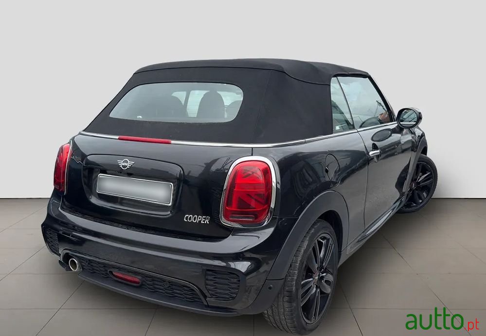 2020' MINI Cooper Auto photo #5