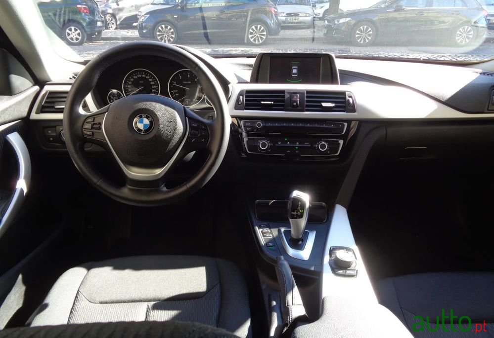 2021' BMW 418 D photo #2