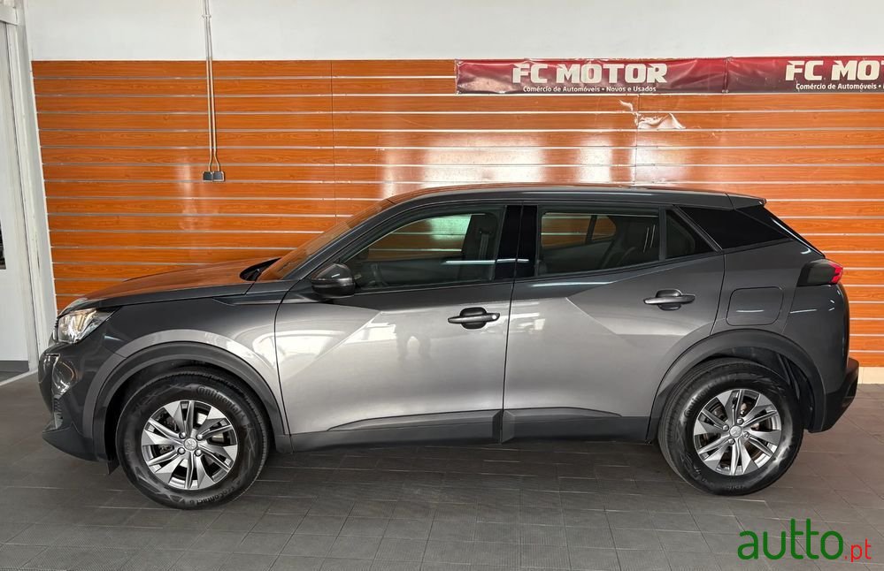 2021' Peugeot 2008 photo #4