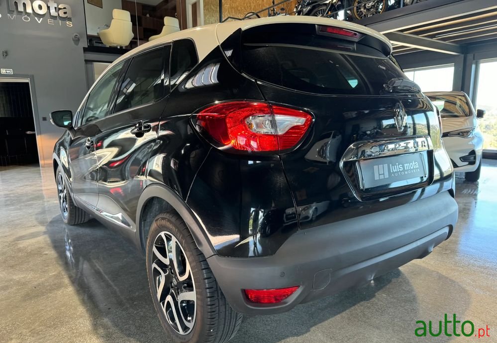 2014' Renault Captur photo #5