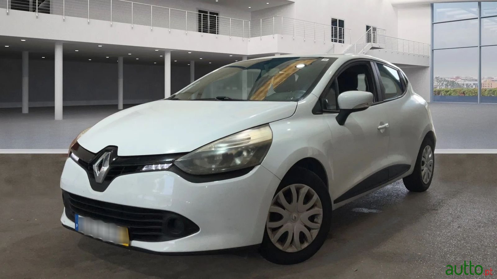 2014' Renault Clio photo #1