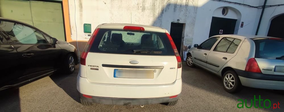 2004' Ford Fiesta photo #1