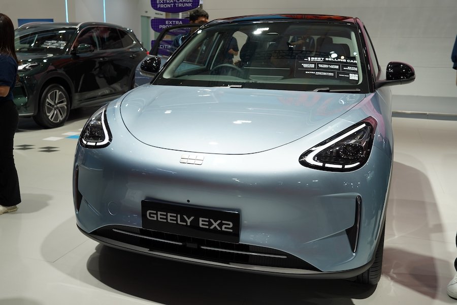China’s Geely Outsells Honda and Mazda in UK Just 11 Months After Launch