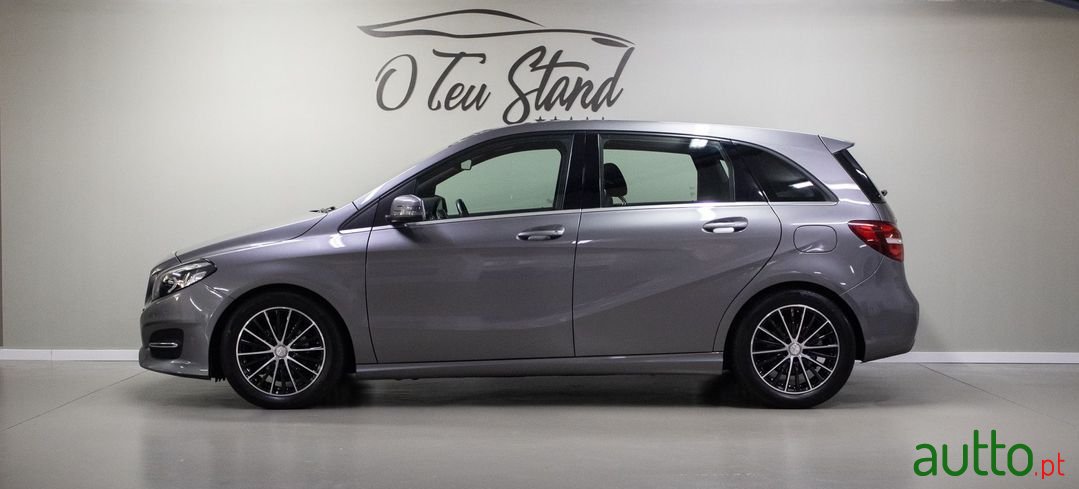 2015' Mercedes-Benz B-180 photo #5