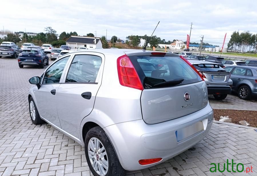 2017' Fiat Punto 1.3 M-Jet Easy S&S photo #2