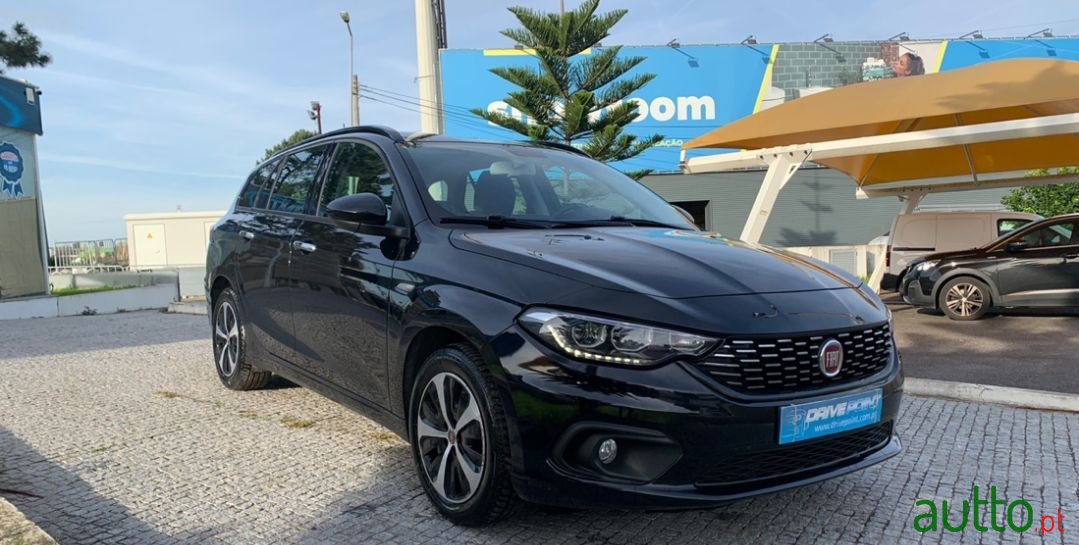 2018' Fiat Tipo Station Wagon photo #4