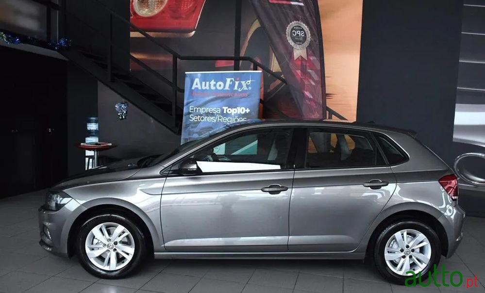 2018' Volkswagen Polo photo #3