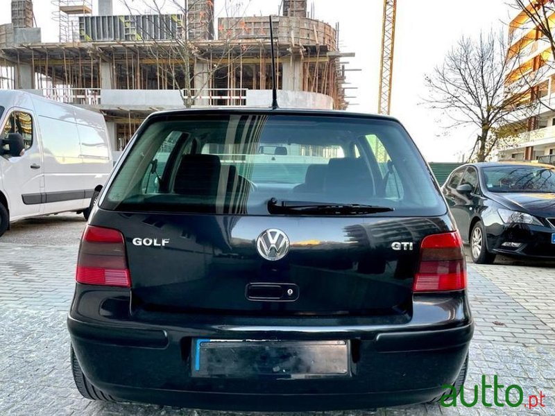 2000' Volkswagen Golf photo #2