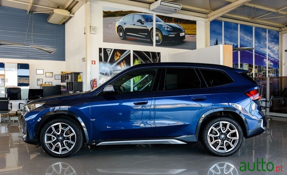 2023' BMW X1 photo #3
