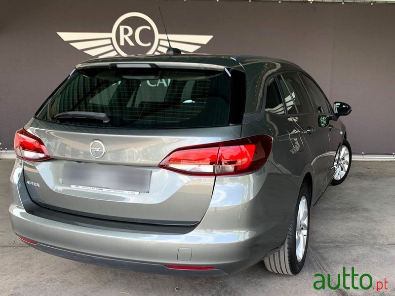 2020' Opel Astra Sports Tourer photo #6